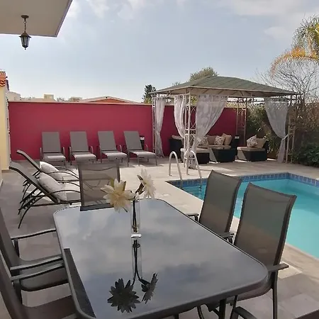 Katarina With Swimming Pool Villa